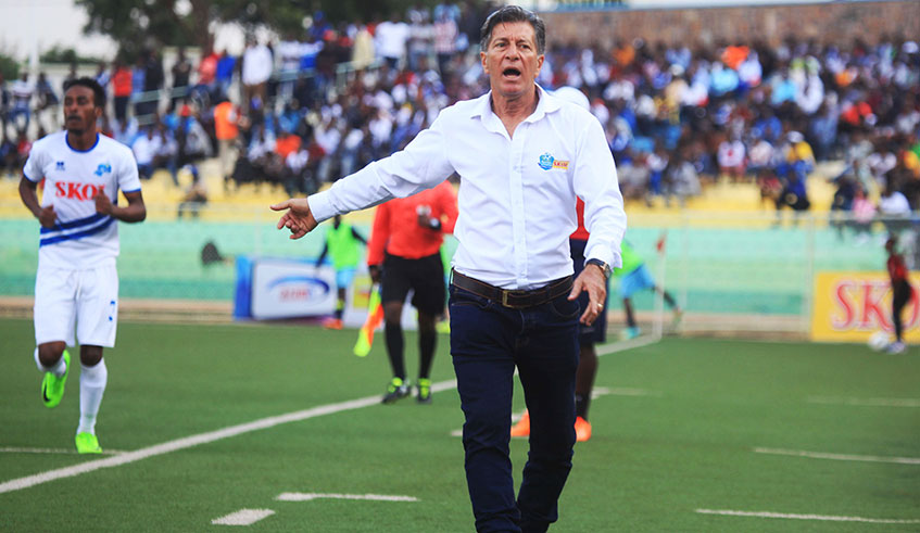 Brazilian Roberto Oliveira joined Rayon Sports in May 2018. Eric Rutanga (left in the background) is the club's new captain after the departure of Thierry Manzi. Sam Ngendahimana.