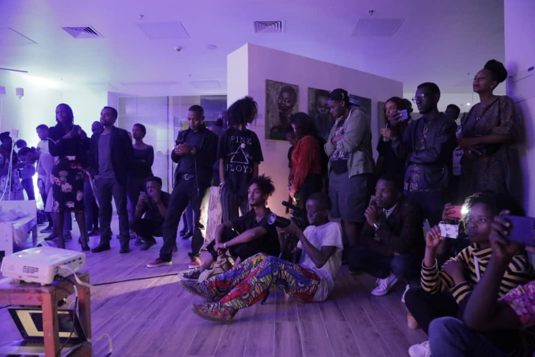 Part of the crowd that came for the closing night of the exhibition. / Courtesy