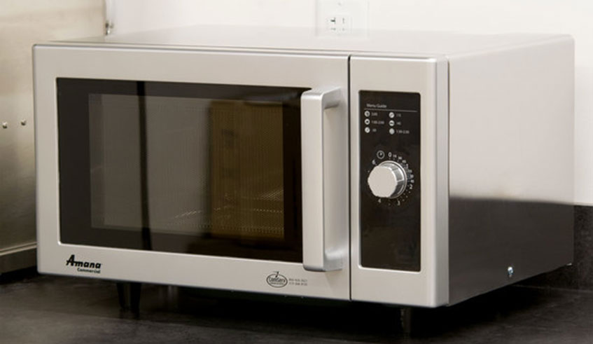 The microwave was invented in 1946. Net photo.