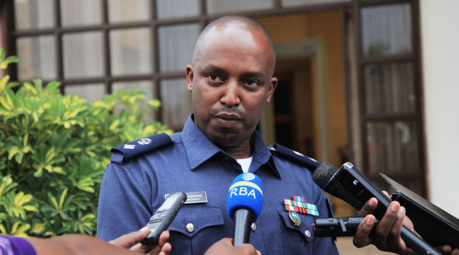 Rwanda Defence Forces spokesperson Lt Col Innocent Munyengango speaks to the media. / Sam Ngendahimana