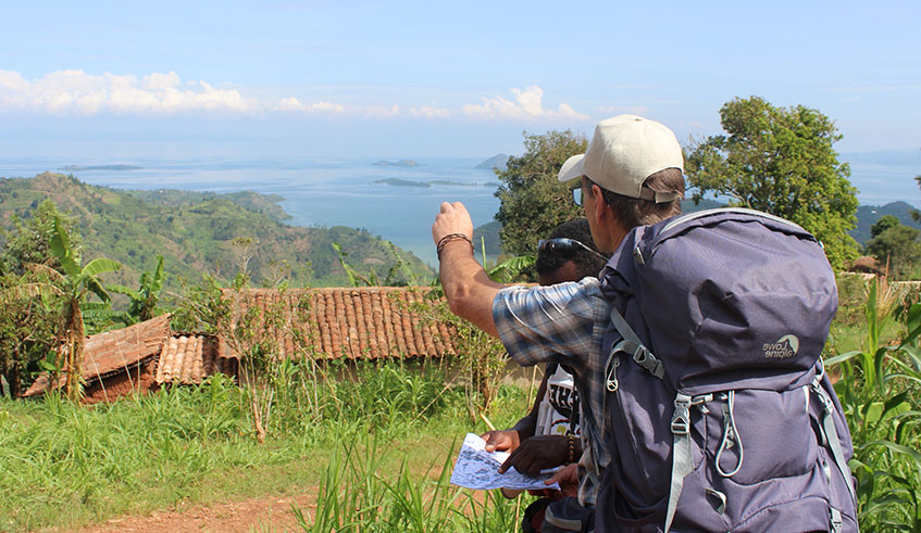 On the Richard Kandt Trail many beautiful sites, such as Lake Kivu and the golden monkeys in the Volcanoes National Park, can be visited.  Photo by Martin Karenzi/GIZ.