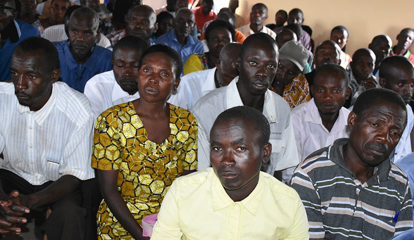 Local leaders and opinion leaders during a meeting with provincial officials in in Rwempasha Sector, Nyagatare District on Monday.  Jean de Dieu Nsabimana.