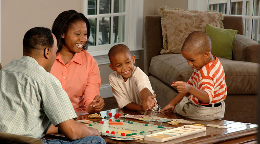 Sometimes people engage in gatekeeping because they believe it is part of their job as parents. / Net photo