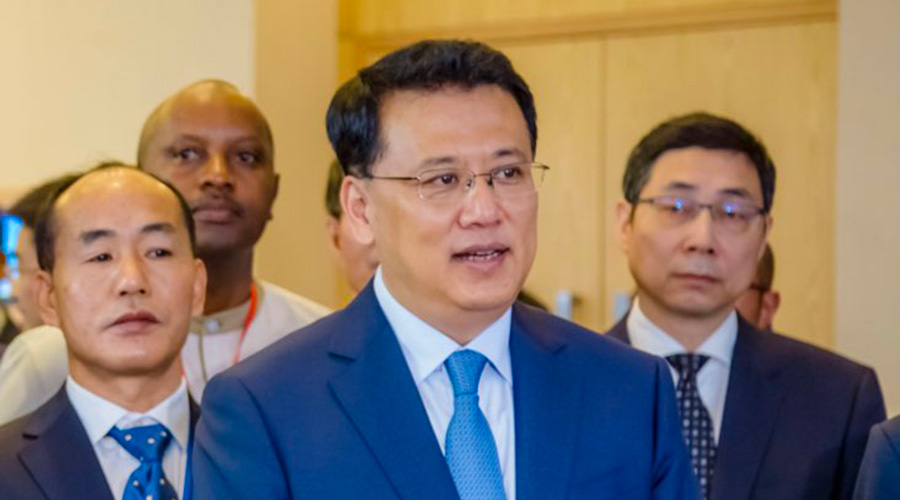 Mr Yuan Jiajun.