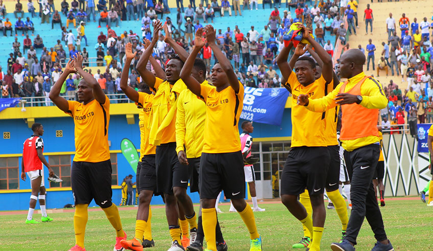 Mukura players appreciate their fans at Amahoro Stadium after beating APR on Friday to reach the final. The Huye-based side are debutants in the tournament. Courtesy.