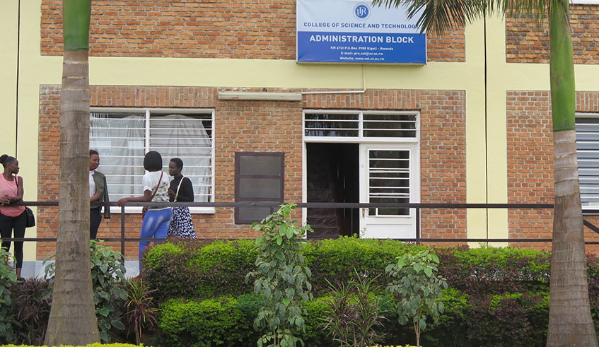 Students at University of Rwandau2019s College of Science and Technology in Kigali. Dan Nsengiyumva.