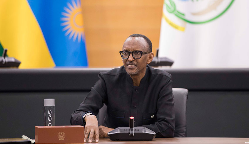 President Kagame addresses the news conference at Village Urugwiro yesterday. The head of state called for a spirit of ambitiousness as a country, saying that even if one does not achieve set goals, the momentum helps in getting better results.  Photo: Village Urugwiro.