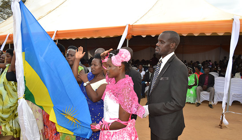 A cross-section of couples during a mass wedding in Kirehe District last year. Photo: Jean de Dieu Nsabimana.