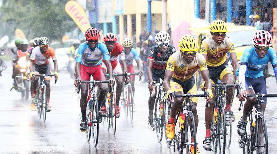 Skol Brewery are the sponsors of Fly Cycling Club. Here, the clubu2019s riders lead the peloton during the Farmersu2019 Race in Musanze last Saturday. / Sam Ngendahimana