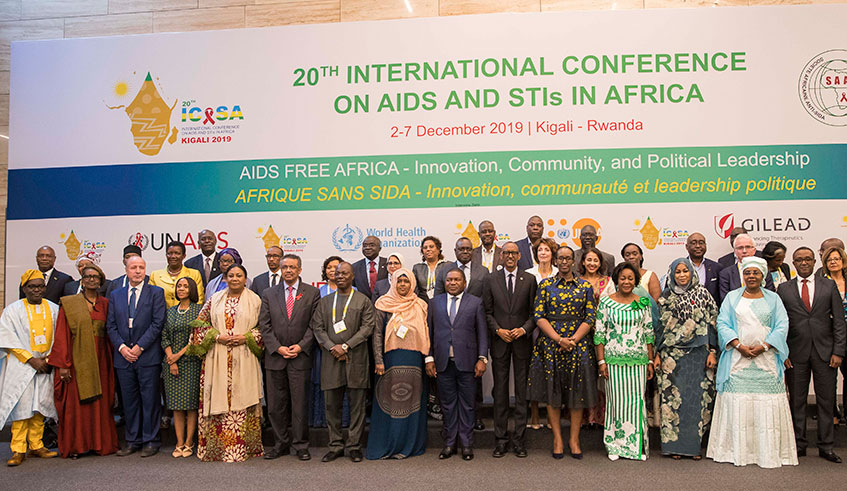 Presidents Paul Kagame and Filipe Nyusi, First Lady Jeannette Kagame and her counterparts from around the continent, as well as other high-profile delegates in a group photo after the opening of the ICASA 2019 conference in Kigali yesterday. The meeting is assessing the threat of HIV/AIDS in Africa with view to coming up with innovative solutions to end the virus. Village Urugwiro.