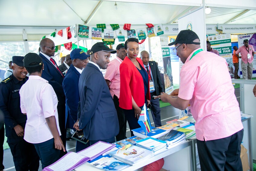Minister of Trade and Industry, Soraya HakuzumuremyiÂ with other EAC participantsÂ ofÂ theÂ 20thÂ Micro-Small and Medium Enterprises Expo in Kigali. Emmanuel Kwizera