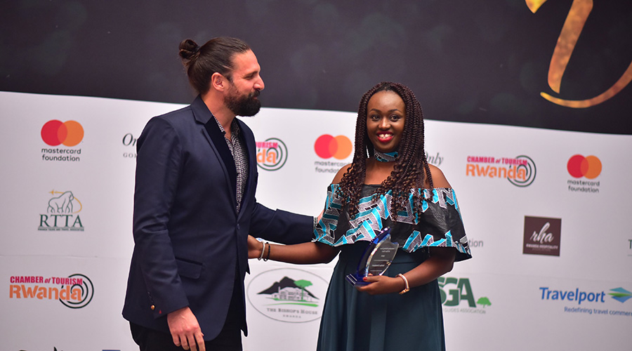 Anita Umutoni, the Camp Manager of Wilderness Safaris, wins the Industry rising star of the year 2019. 