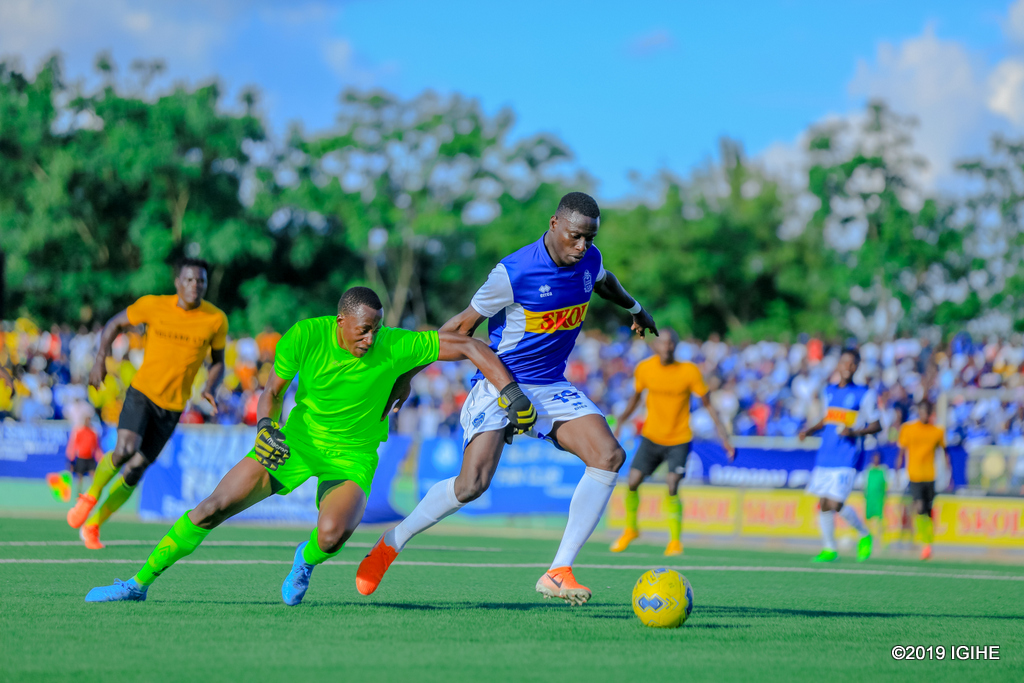 Michael Sarpong scored his second goal and the fourth for Rayon Sports after a goalkeeping howler from Edouard Iratugenera. 