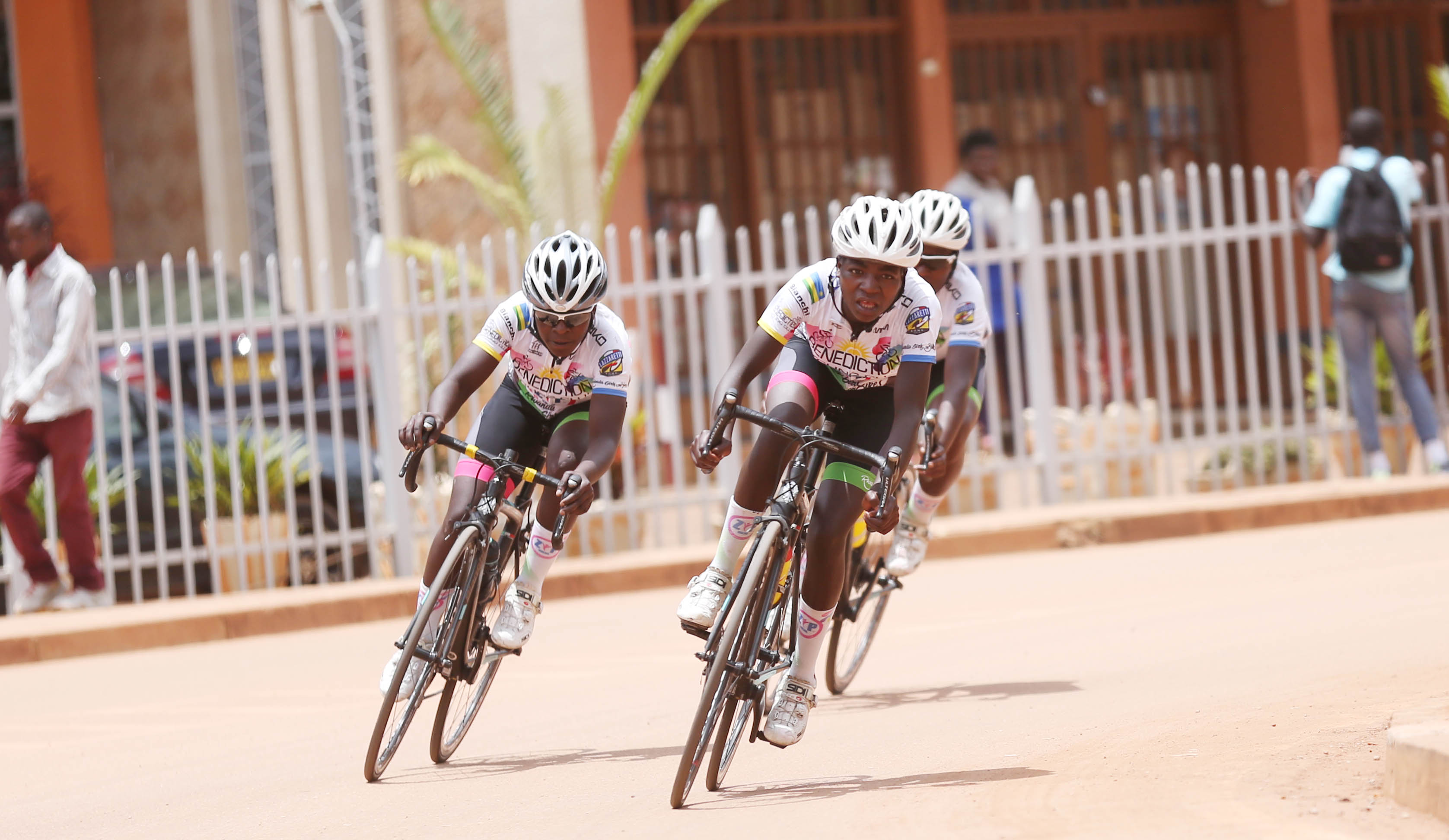 Diane Ingabire was crowned as the winner of the 5th Rwanda Cycling Cup last Saturday. Sam Ngendahimana