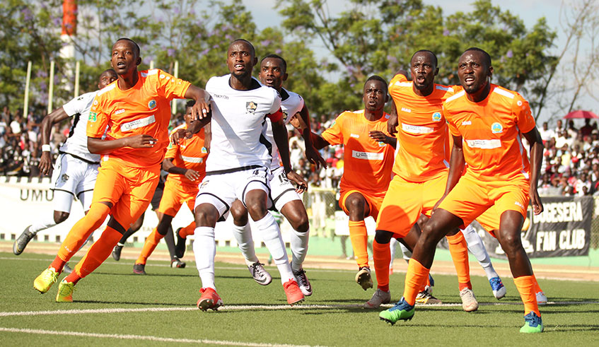 AS Kigali (in orange) have only managed three victories after 15 matches this season, while unbeaten APR have 37 points out of a possible 45. 