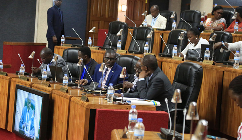 Members of Parliament during a past plenary session. Photo: File.
