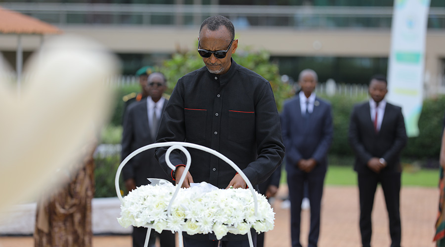 President Paul Kagame lays a wreath in honor of Rwanda's national heroes at the National Heroes Mausoleum in Remera. 