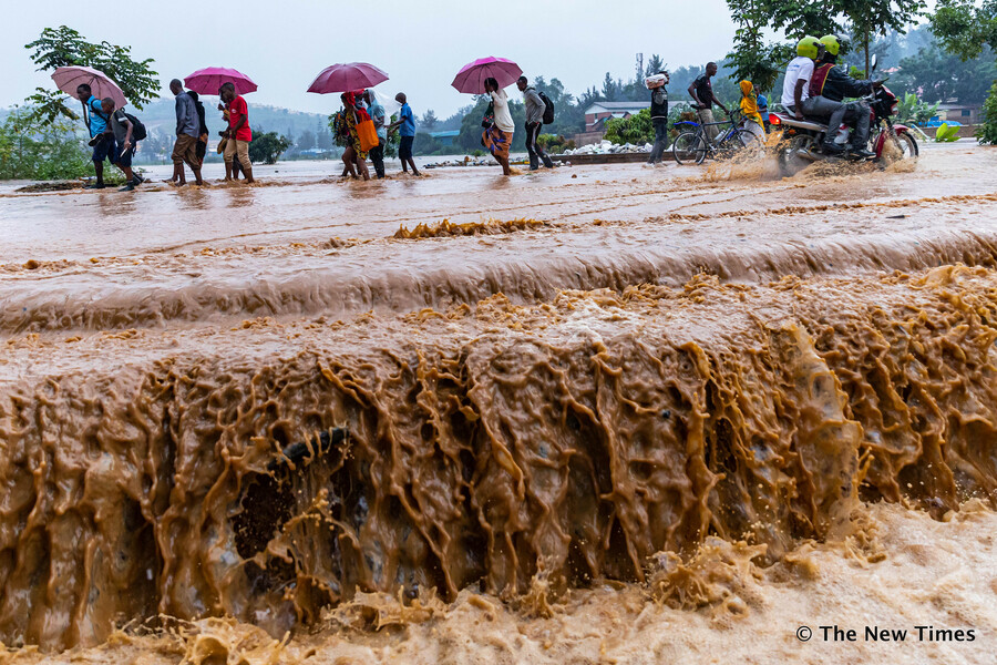 A heavy rains at Kinamba-Gakiriro-Kagugu road in Gasabo district in KigaliÂ damaged the crops on January 28, 2020. / All photos by Emmanuel Kwizera.