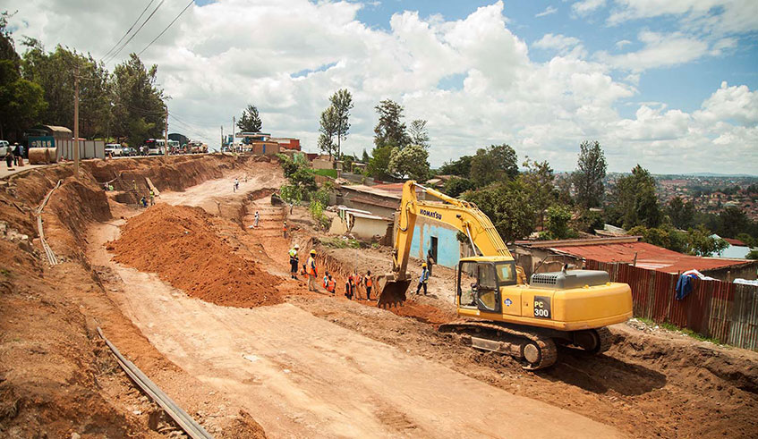 The road from Kicukiro to Bugesera at Nyabarongo is being made wider to make it have four lanes and then six lanes from Nyabarongo towards Bugesera airport, the Minister said. / Net photos.