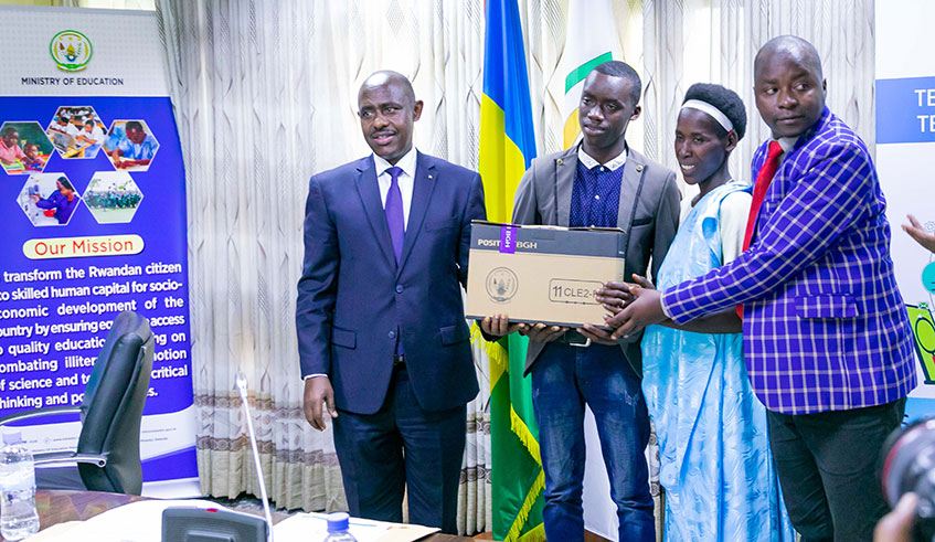 Alexis Uwitonze from IPRC Karongi (2nd L)