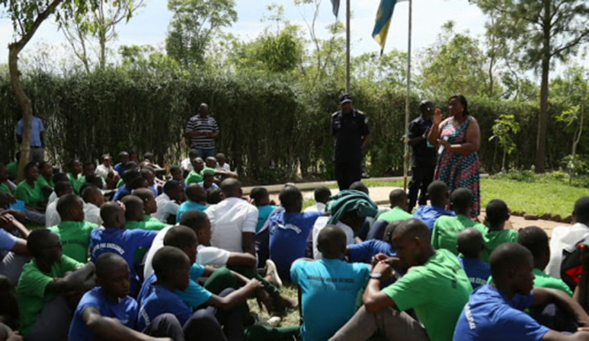 Officials address youth at Nyagatare Transit Centre. Delinquents joining transit centres will be quarantined for 14 days due to the coronavirus outbreak. / Photo: File.