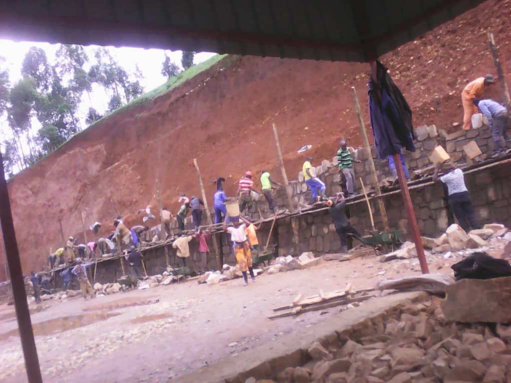 About 200 construction workers and subcontractors in Rusizi district are suing the contractor over millions of arrears after building Bweyeye Border post. / File