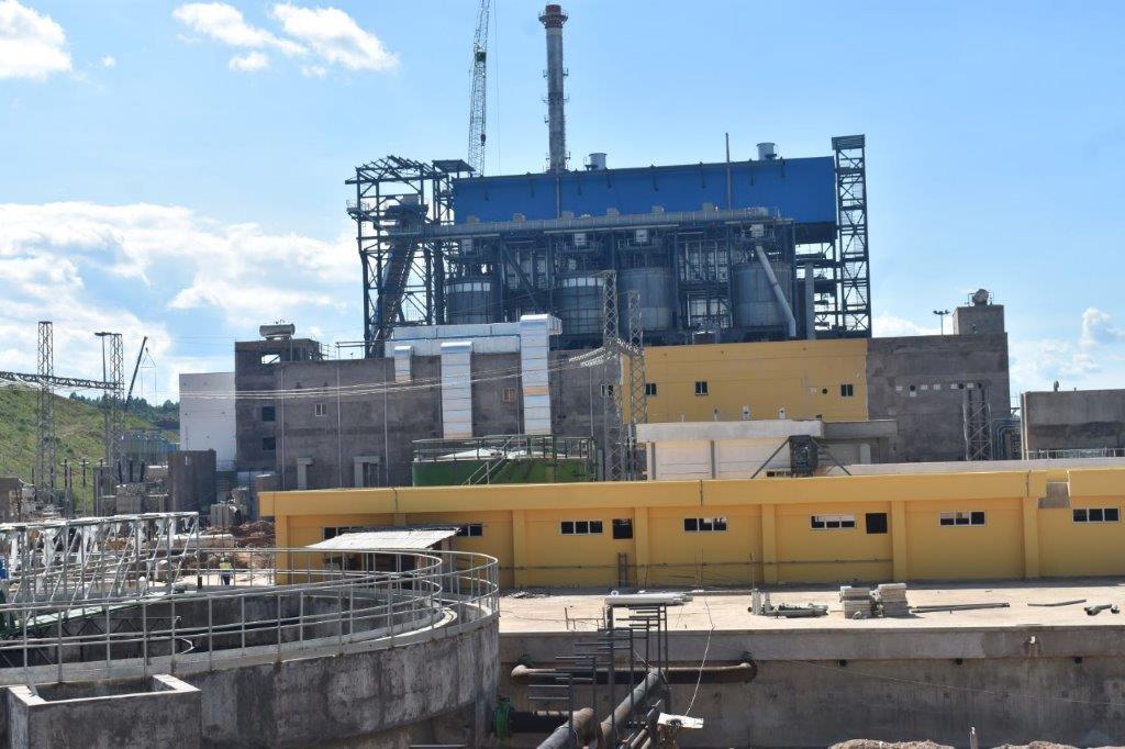 Power plant under construction (boiler part and control room building).