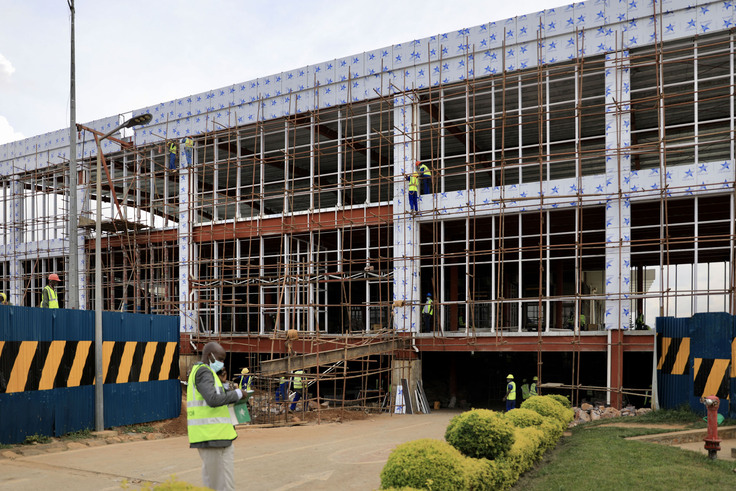 The airport will also get a new service road which stretches 3.3 kilometres and it is expected to minimize disruptions or risks that may arise on ground. / Photo: Olivier Mugwiza.