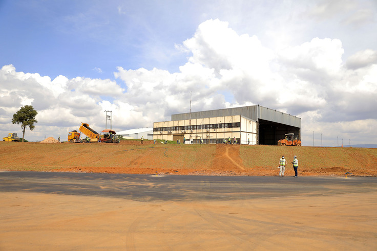 The airport will also get a new service road which stretches 3.3 kilometres and it is expected to minimize disruptions or risks that may arise on ground. / Photo: Olivier Mugwiza.