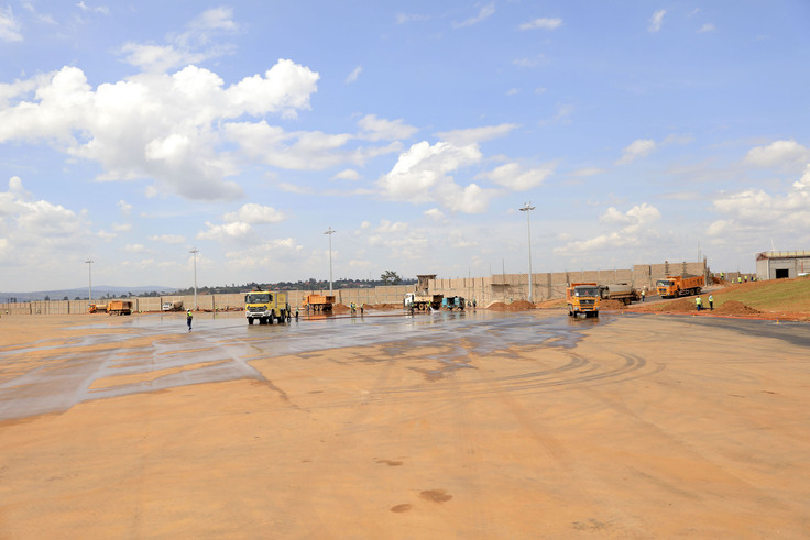 The airport will also get a new service road which stretches 3.3 kilometres and it is expected to minimize disruptions or risks that may arise on ground. / Photo: Olivier Mugwiza.