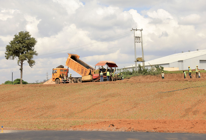 The airport will also get a new service road which stretches 3.3 kilometres and it is expected to minimize disruptions or risks that may arise on ground. / Photo: Olivier Mugwiza.