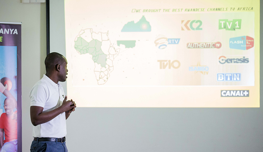 Jules Wanda present The new bouquets during the press conference on June 24, 2020. / Dan Nsengiyumva