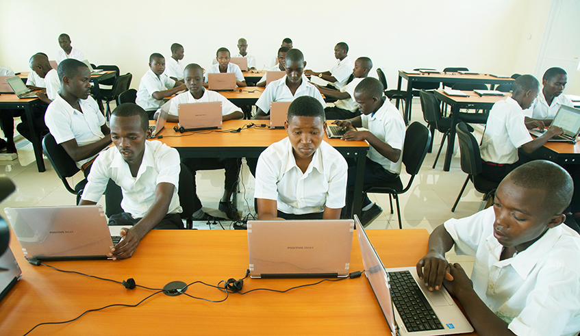 Students during an IT class at Groupe Scolaire Rweru in Bugesera District. / Photo: Sam Ngendahimana.