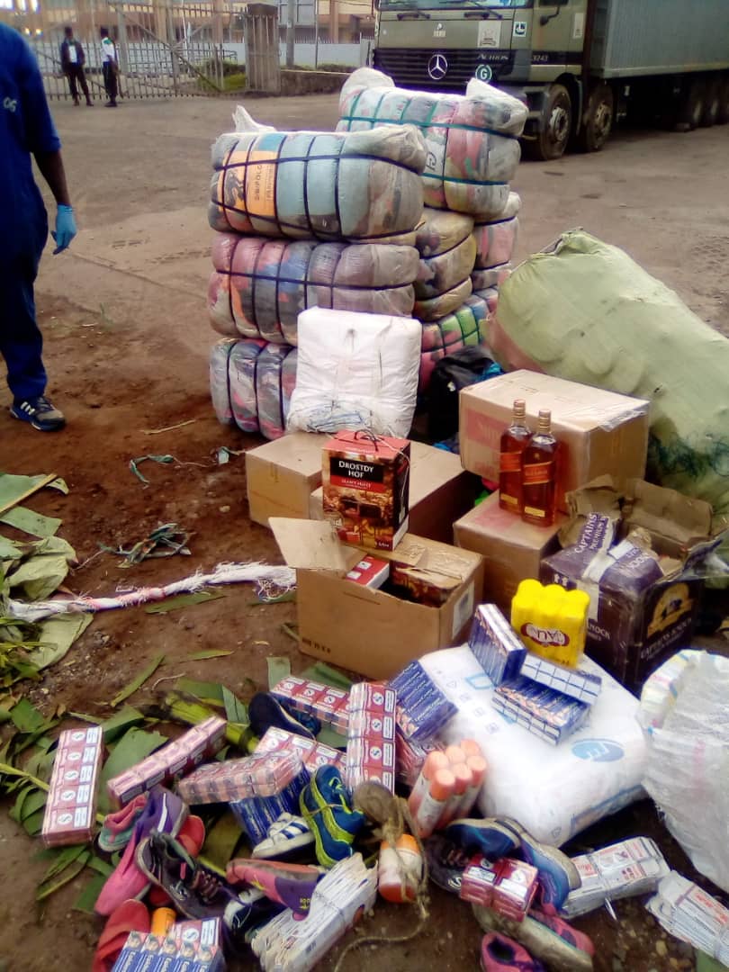 The suspected smugglers were reportedly in possession of an assortment of goods, including 23 bales of secondhand clothes and some 250kg of used shoes. / Courtesy