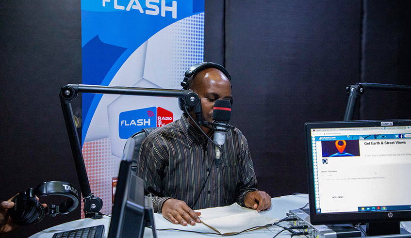 Leonidas Ndayisaba is a sports reporter since 2008. He currently works at Flash FM. 