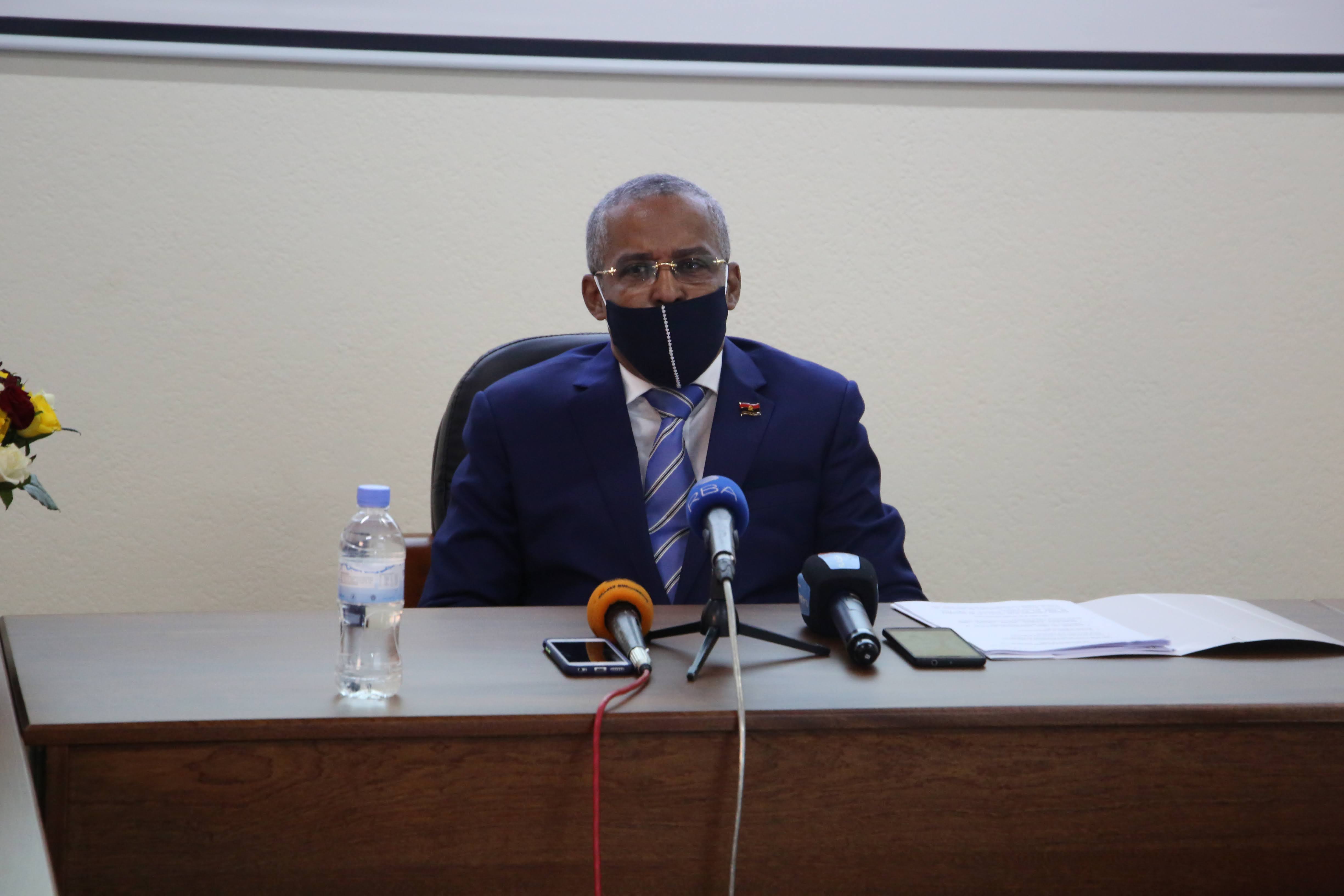 Amb. Eduardo Filomeno Leiro Octavio, the Angolan envoy to Rwanda, addresses the media in Kigali. ( Photos by Craish Bahizi)