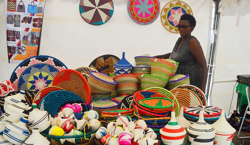 Rwandan basket weavers are urging Rwandans to buy locally produced baskets . / Sam Ngendahimana
