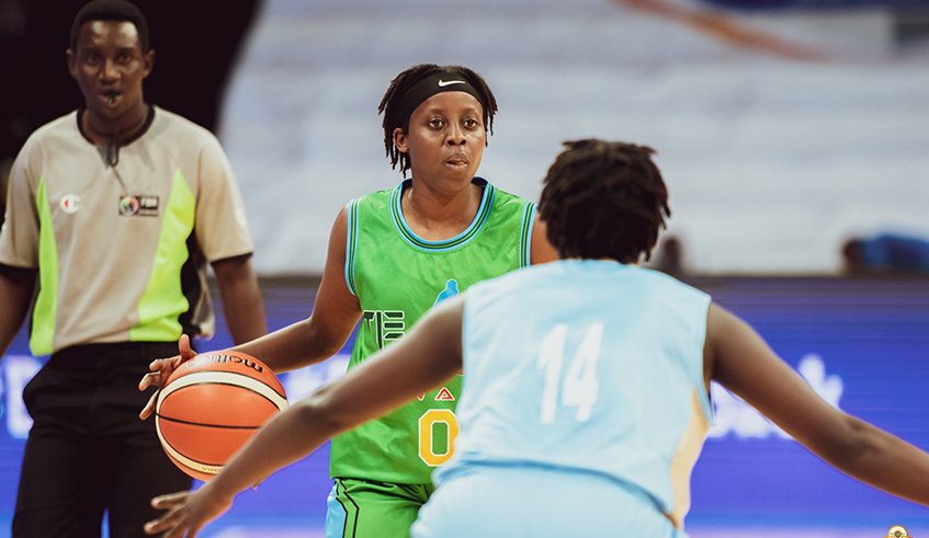The Hoops Rwanda skipper, Rosine Micomyiza (with the ball), has been instrumental for her sideu2019s run to the final. / Photo: Courtesy.