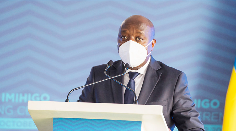 Prime Minister Edouard Ngirente presenting the performance of local and central government entities in Imihigo of the year 2019-2020 on Friday, October 30. 