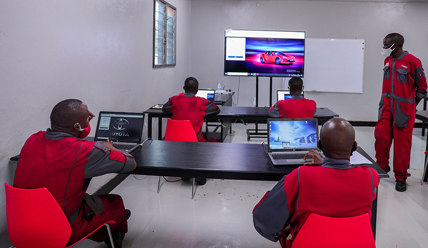 Capacity building: Technicians during a training, connected globally via an online platform.
