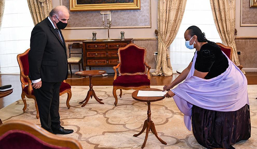High Commissioner Yamina Karitanyi presents credentials to the President of Malta George Vella