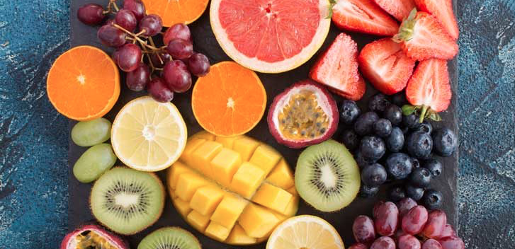 Vitamin C rich fruits like citrus fruits, strawberry and grapes help in absorption of iron from the gut. / Photo: Net