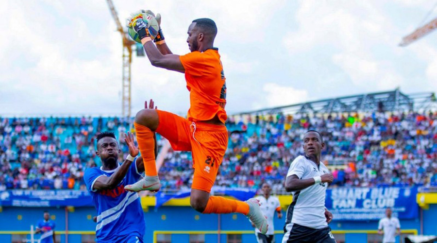 Goalkeeper Yves Kimenyi will likely start for SC Kiyovu when they face Mukura on match-day 1 at Huye Stadium on Friday, December 4. This means he has played for APR, Rayon Sports and now Kiyovu in the last three seasons. 
