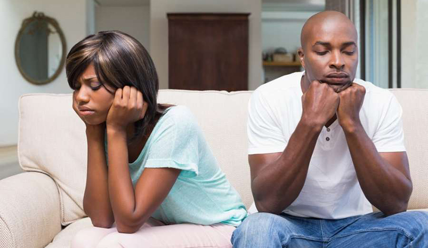 Deal with conflicts constructively to gain a better understanding of your partner . / Photo: Net