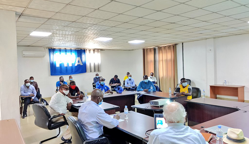 Doctors from some of the Rwanda premier league clubs undergo a training session  on how to minimise player injuries and deal with Covid-19 in Kigali on Tuesday, December 29.  / Photo: Courtesy.