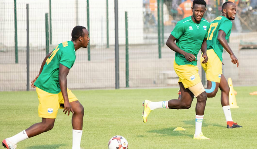 National football team  midfielder Seph Niyonzima with the ball during a training session in Cameroun. / Courtesy