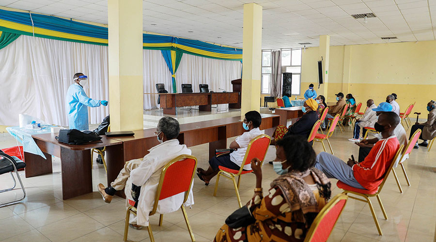 Residents of Rukiri 1 Cell in Remera Sector, Gasabo District during a Covid-19 testing exercise at Rukiri 1 Cell offices on January 23. The grassroots screening campaign seeks to test at least 125 people in each of the 161 cells of the City of Kigali, which is currently under lockdown. 