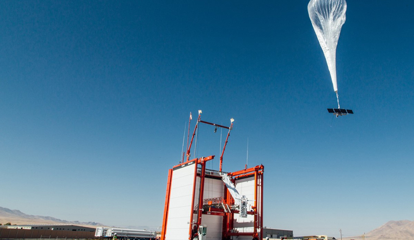 Project Loon was launched by Google X and aimed at providing internet access to the most remote communities in the world. / Net photo.