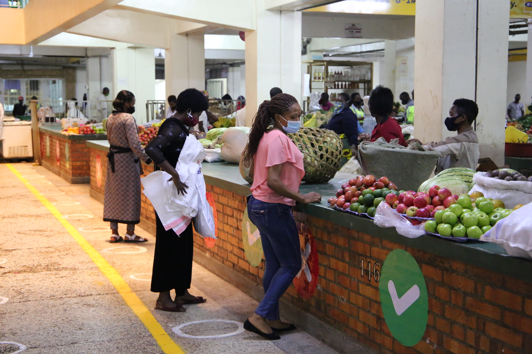 Shoppers observe physical distancing at Nyarugenge market last year. / Photo: Craish Bahizi.