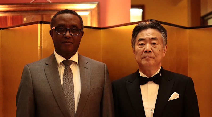 Minister for Foreign Affairs Dr Vincent Biruta and H.E. Mr. Masahiro IMAI, Ambassador of Japan to Rwanda. 